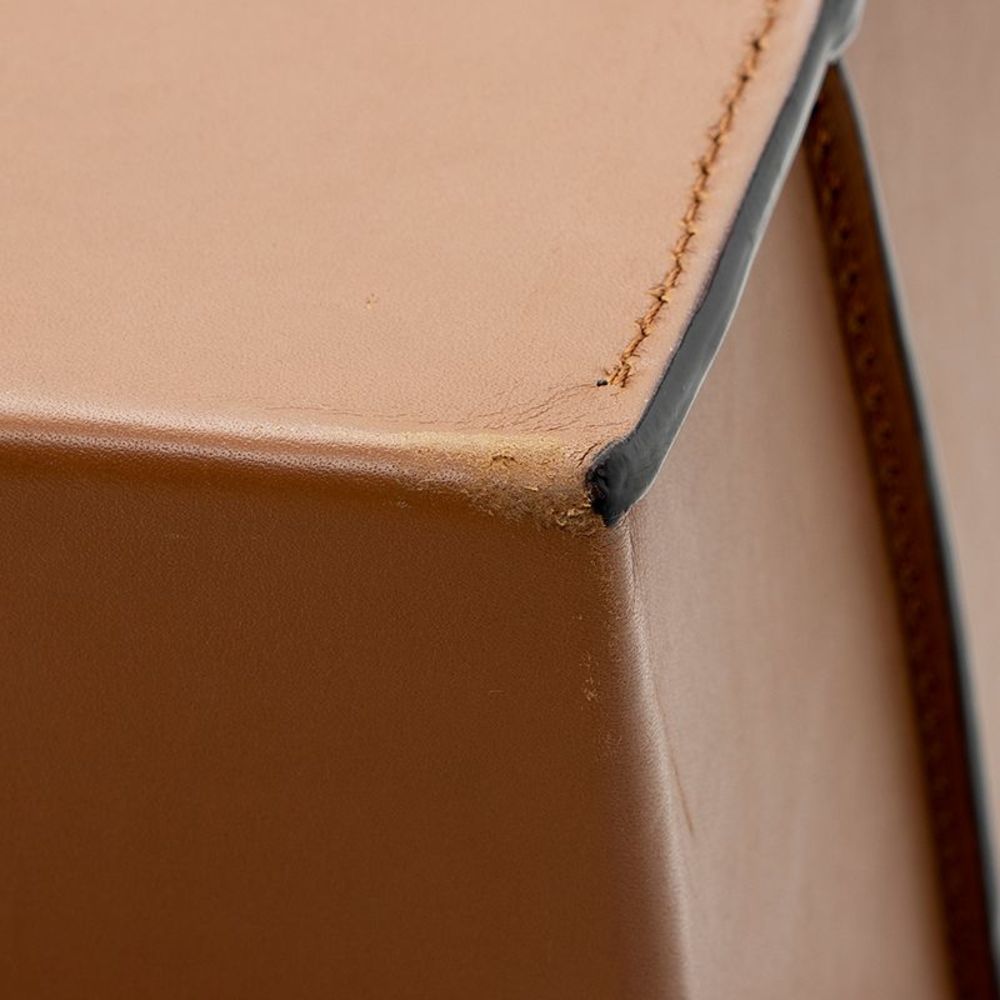 Off-White Leather Boxy Shoulder Bag - Picture 11 of 15